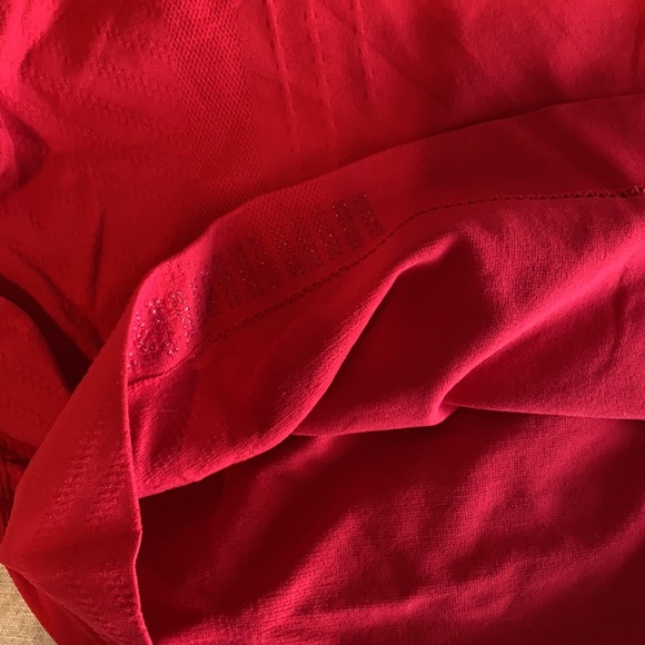 EUC Athleta red size M workout tank - Picture 4 of 5